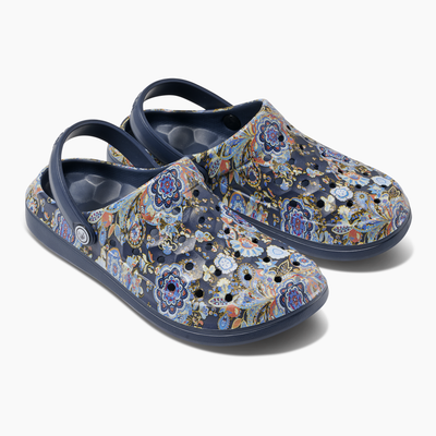 True Navy Paisley Medallion Women’s Varsity Clog Graphics#color_true-navy-paisley-medallion