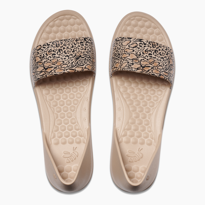 Safari / Soft Sand Women's Friday Flat#color_safari-soft-sand