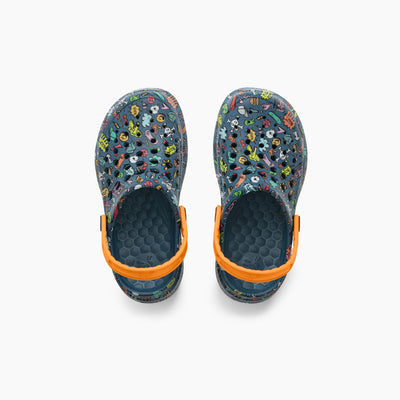 Midnight Teal Skateboard Doodle Kids Active Clog#color_midnight-teal-skateboard-doodle